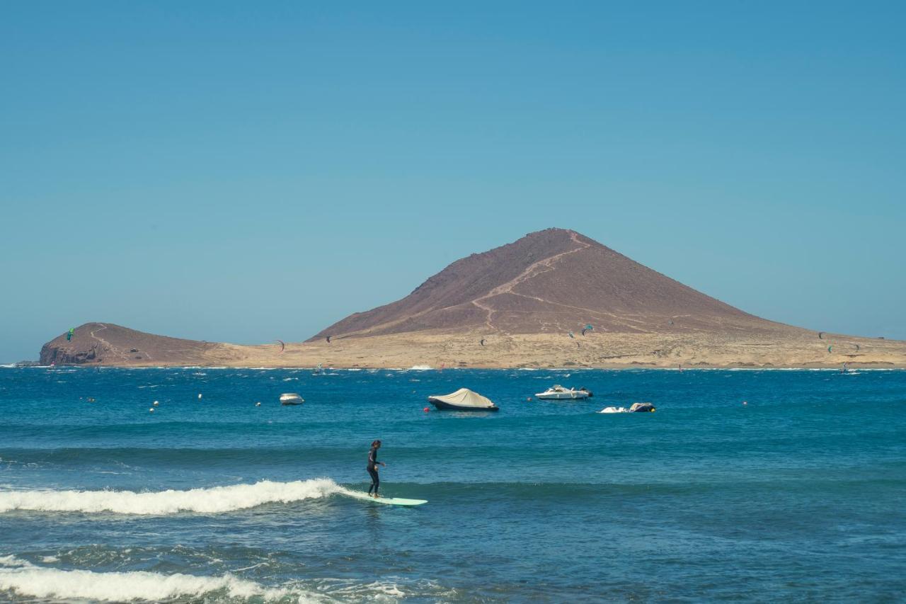 Alquilaencanarias El Medano Playa El Cabezo Esterno foto